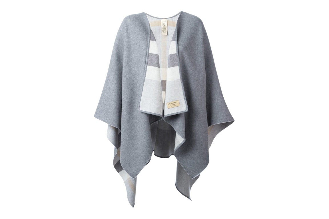 Pre-owned Burberry Reversible Check Merino Wool Cape Light Grey