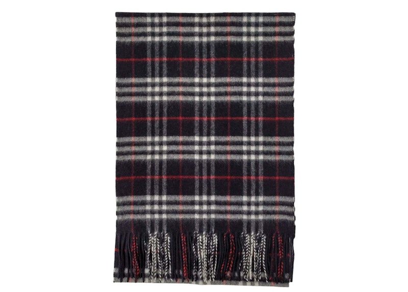 Burberry 100 hotsell cashmere scarf quest