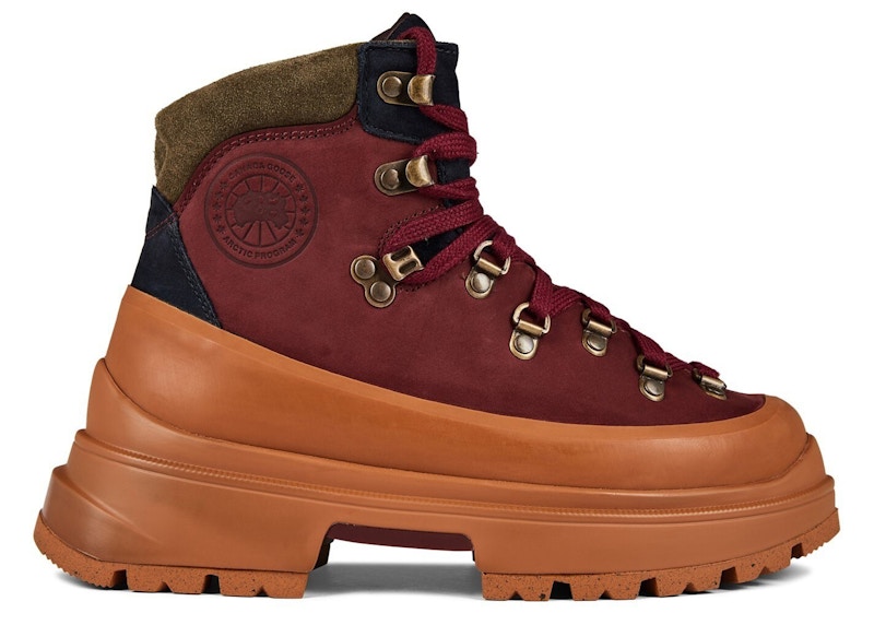 Pre-owned Canada Goose Journey Boot (womens) Sneakers In Bordeaux/camel