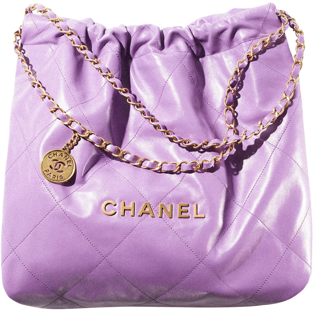 Chanel 22 Handbag Large 22S Calfskin Black/Gold Logo in Calfskin