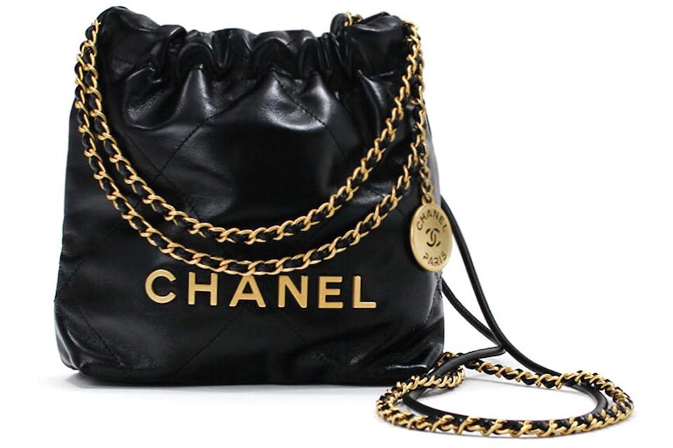 Unbox the Mini Chanel 22 bag with me! Up close with the 2023 'It' Bag of the  Season 