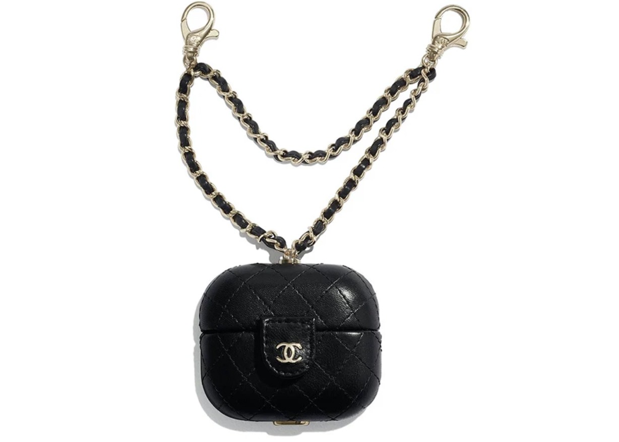 Chanel AirPods Pro Case Black in Lambskin with Gold-tone - JP