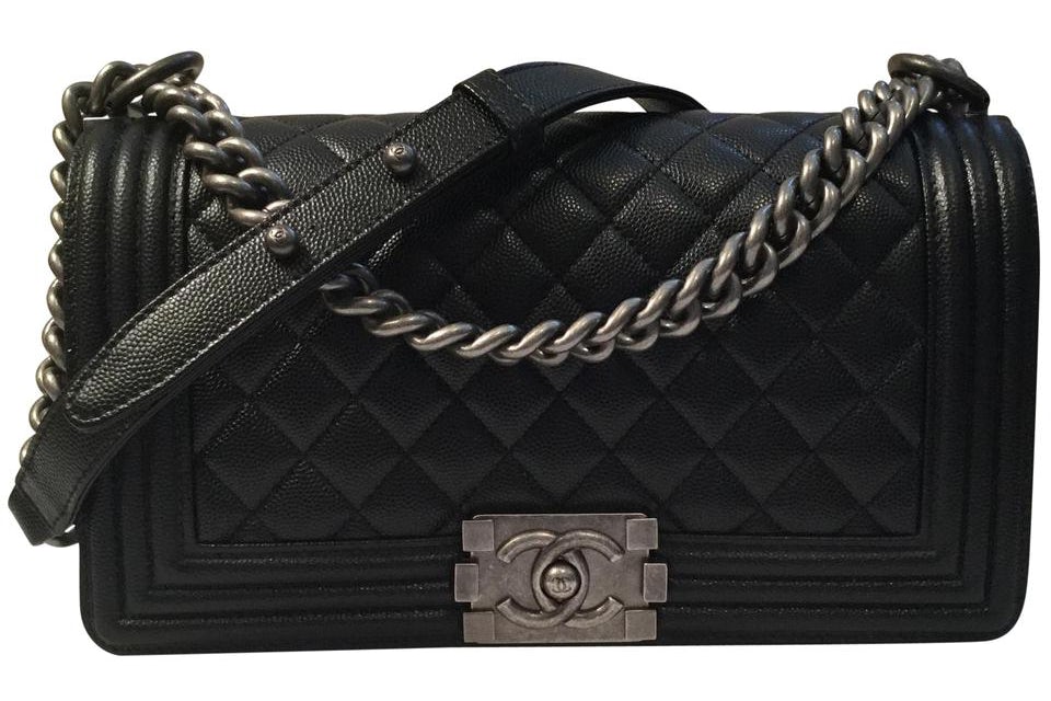 Arbejdsgiver Troende Tilsætningsstof Chanel Boy Bag Quilted Caviar Silver-tone Old Medium Black in Caviar with  Silver-tone - US