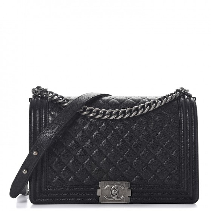 Chanel caviar quilted discount medium boy flap black