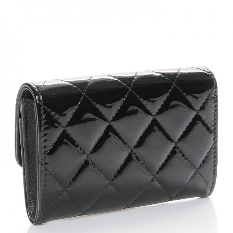 Chanel Card Holder Quilted Diamond Black in Patent Leather with Silver