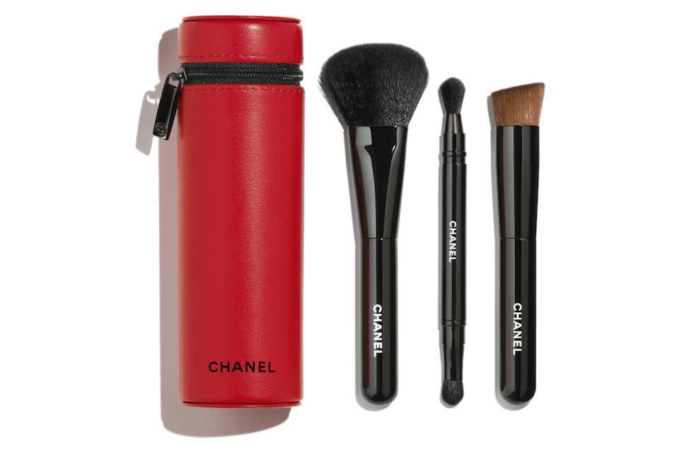 Chanel Codes Couleur Limited-Edition Collection of 3 Essential Brushes 147  - INCENDIAIRE in Leather Pouch / Synthetic Brushes - US