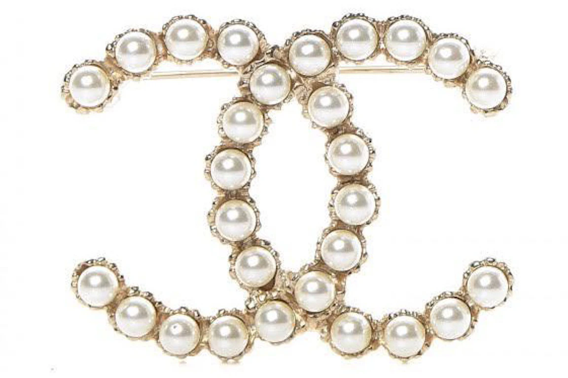 Chanel Glass Pearl CC Brooch Gold/Pearly White