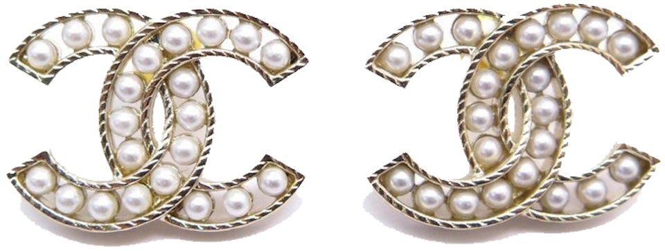 chanel earrings cc logo black