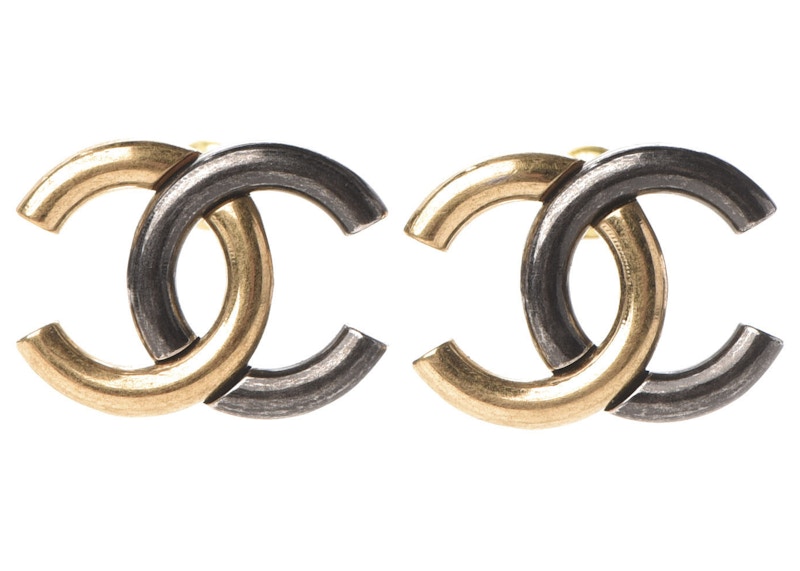 chanel metal gold earrings