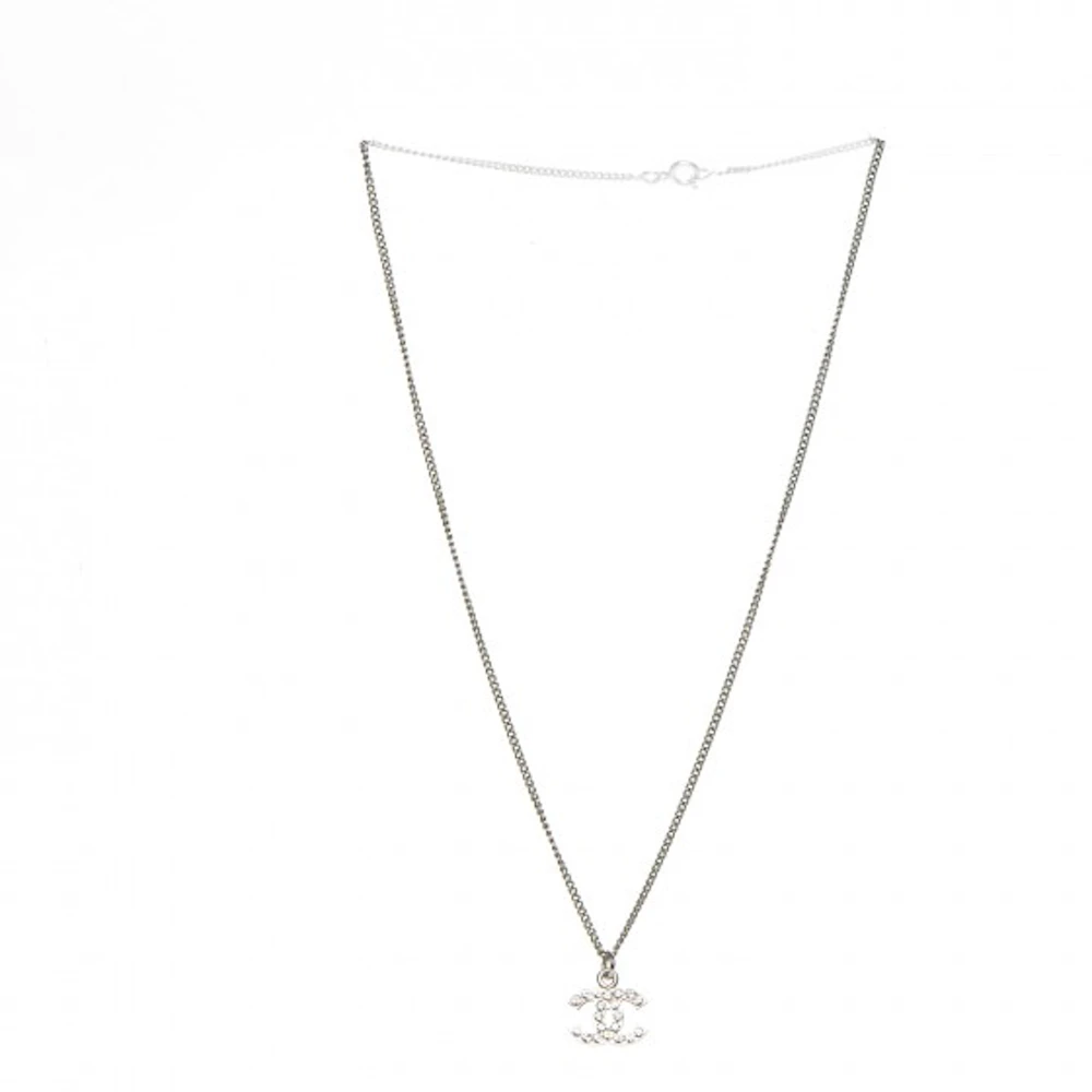 AUTH CHANEL CC LOGO ARGYLE CRYSTAL STUDS SILVER HARDWARE NECKLACE 