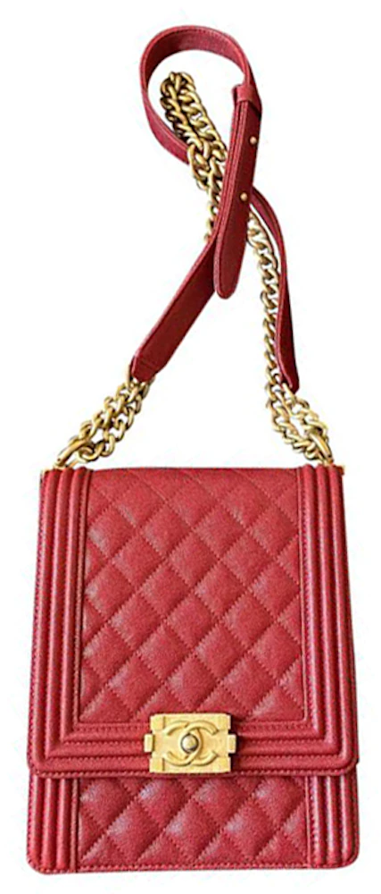 Chanel Pink Quilted Iridescent Caviar Leather Card Holder on Chain Bag -  Yoogi's Closet