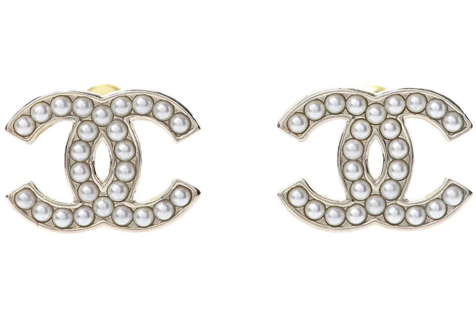 Chanel Pearl CC 2021 Earrings Gold