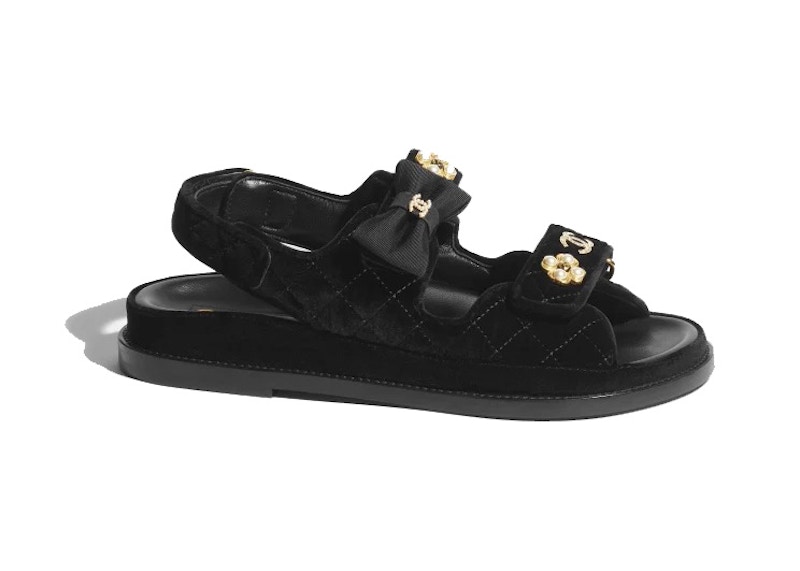 Black best sale sandals chanel