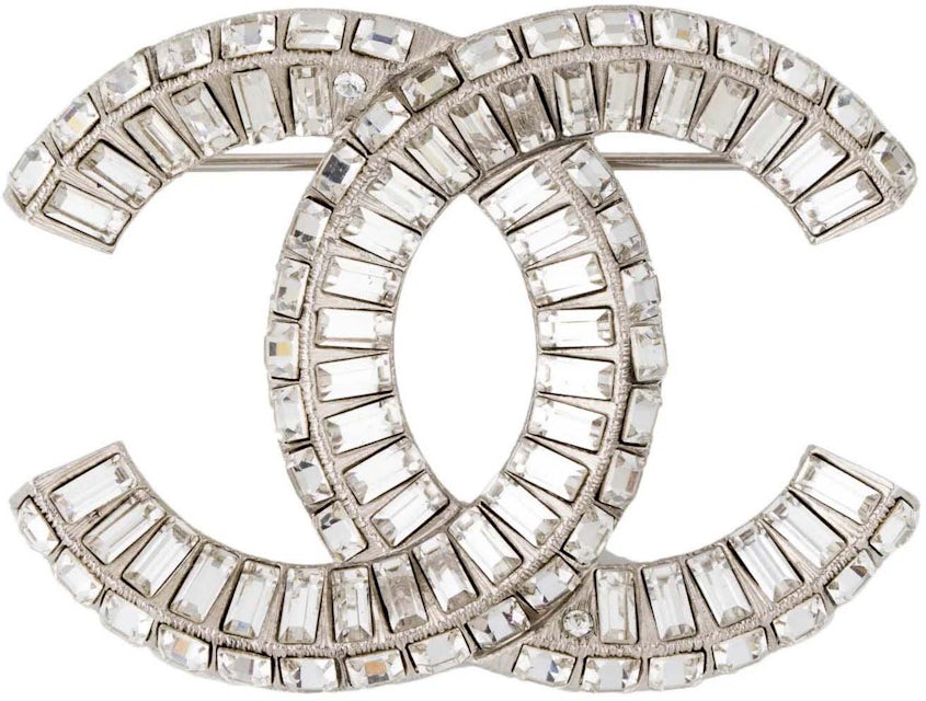 Chanel Strass CC Brooch Silver in Palldaium-Plated/Strass with