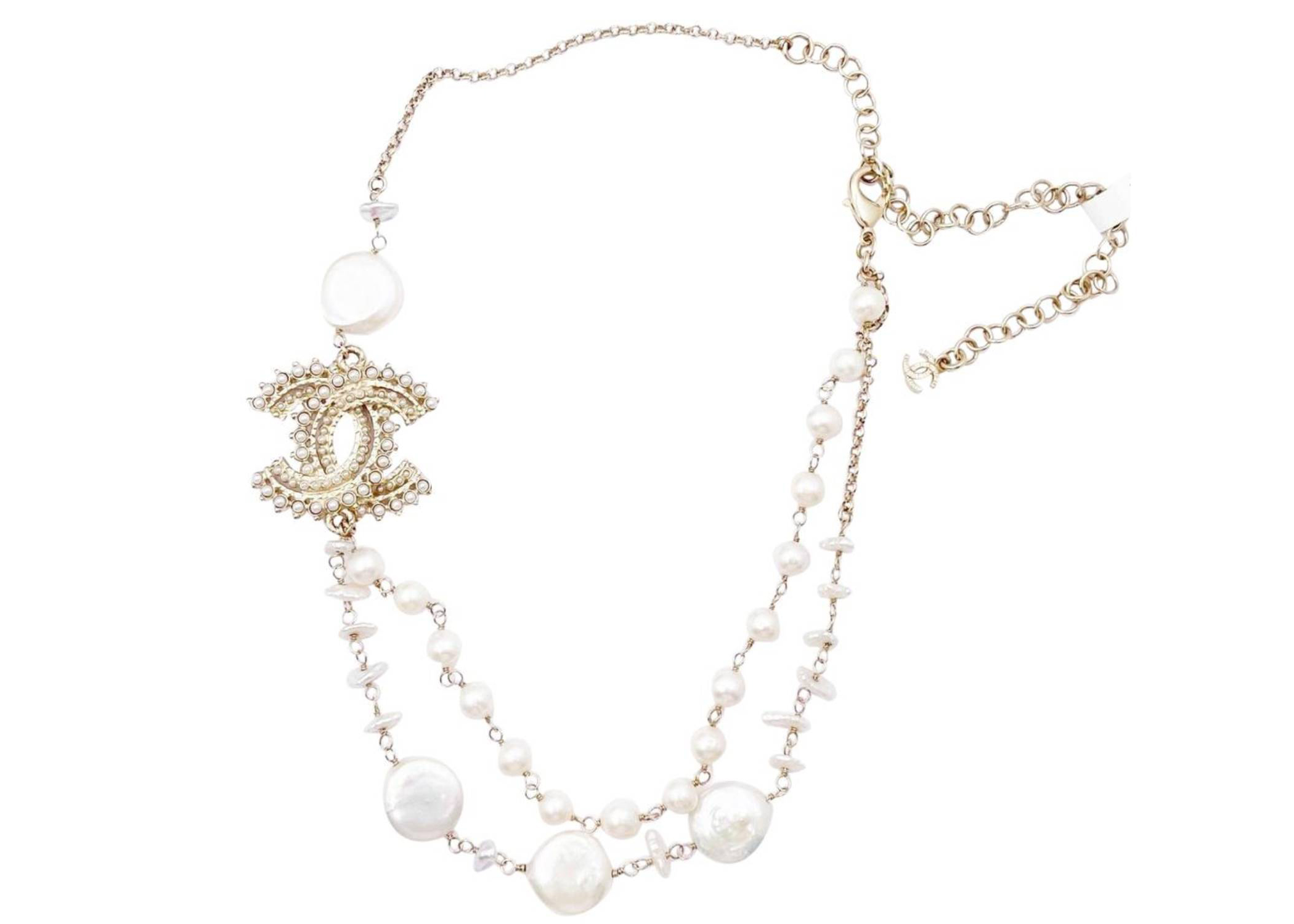 Chanel Pearl Necklace Gold-tone Triple Strand Cream in Imitation Pearl with  Gold-tone - ES