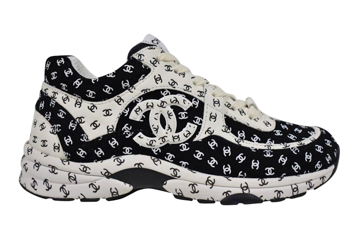 Pre-owned Chanel Suede Trainer Printed Cc Black (women's) In Black/white