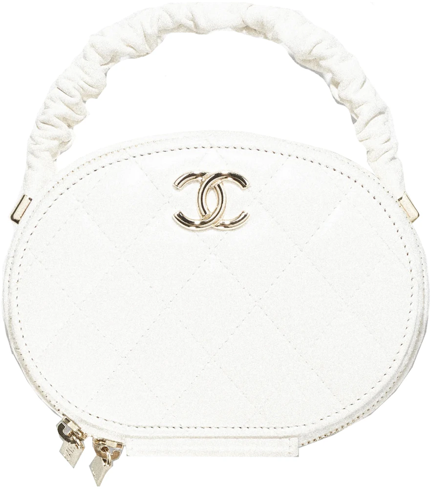 Chanel Quilted Double Zip Small Vanity Case in White Shiny Lambskin Leather  ref.970501 - Joli Closet
