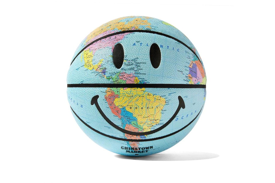 Chinatown Market Globe Smiley Basketball