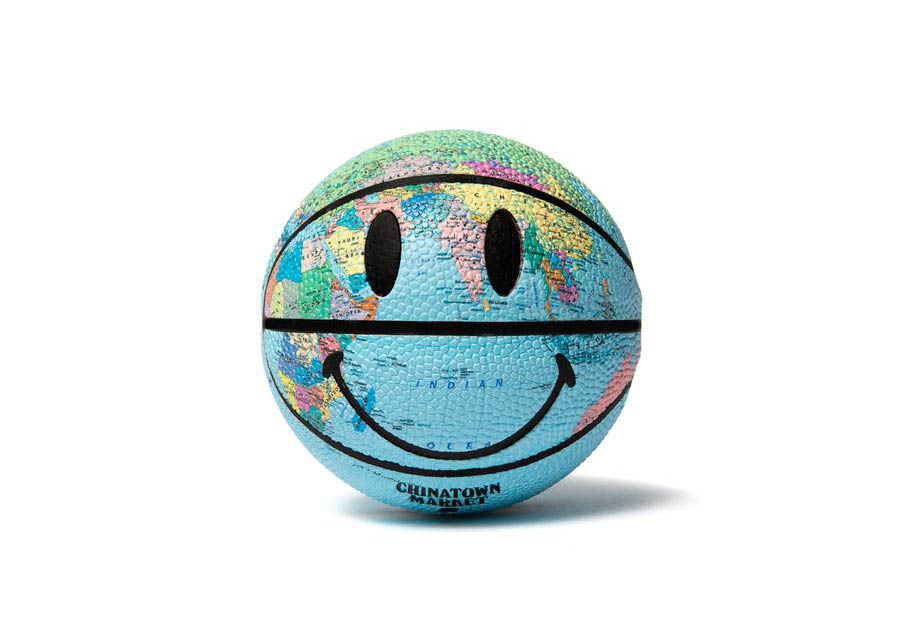 Chinatown Market Mini Smiley Globe Basketball