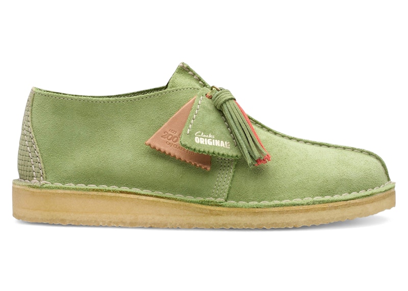 Pre-owned Clarks Men's Originals Desert Trek Suede Sneakers In Apple In Red