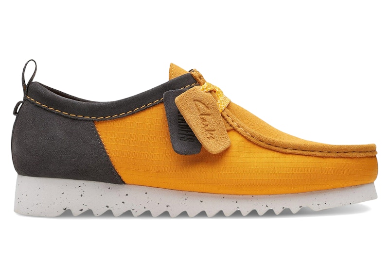 Pre-owned Clarks Men's  Originals Wallabee Ftre Lo Sneakers In Orange/combination