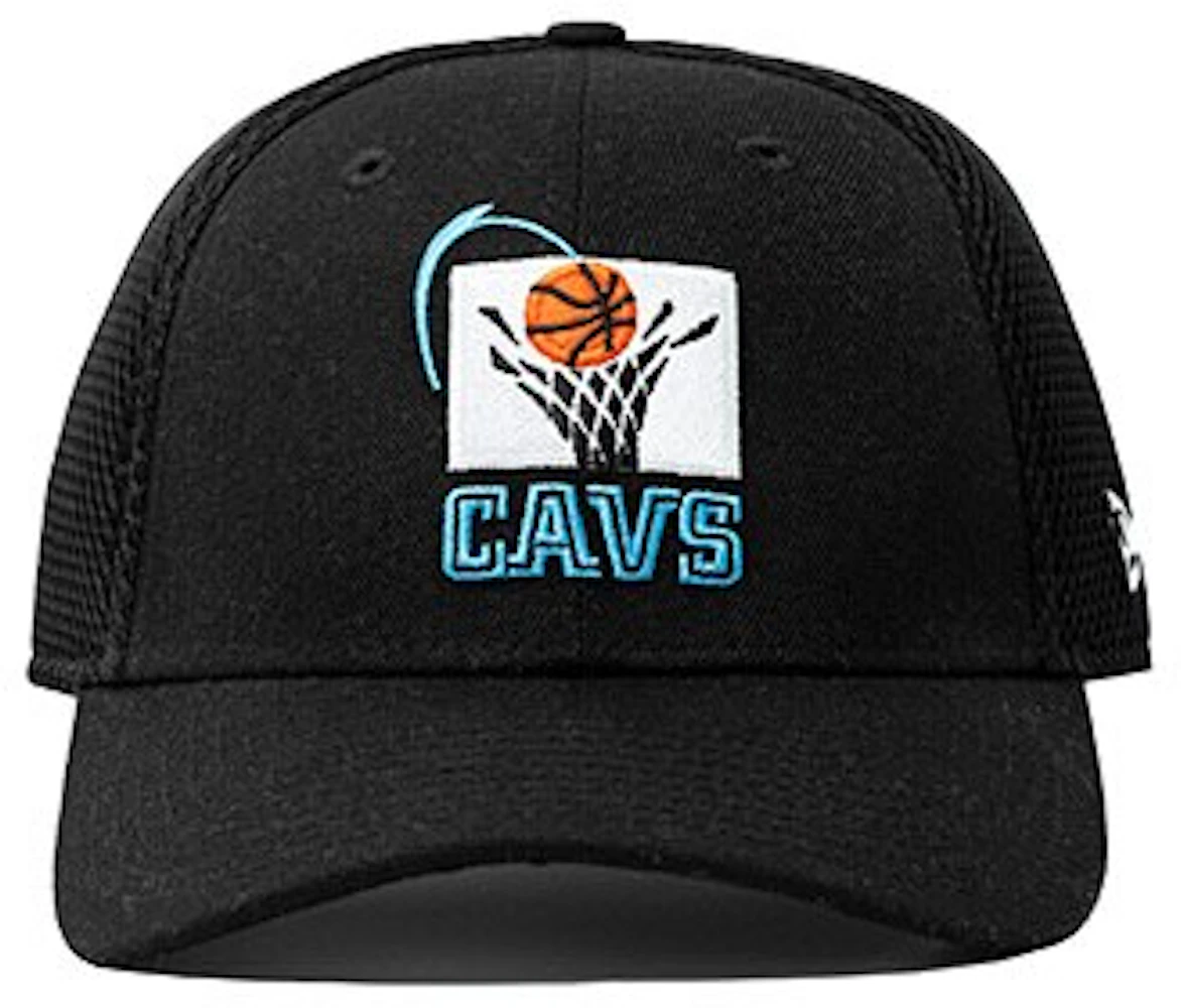 New Era New Cavs Black Flex Cap Size Small | Cavaliers