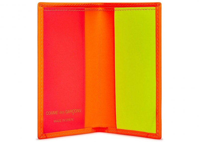 Comme des garcons hotsell passport holder