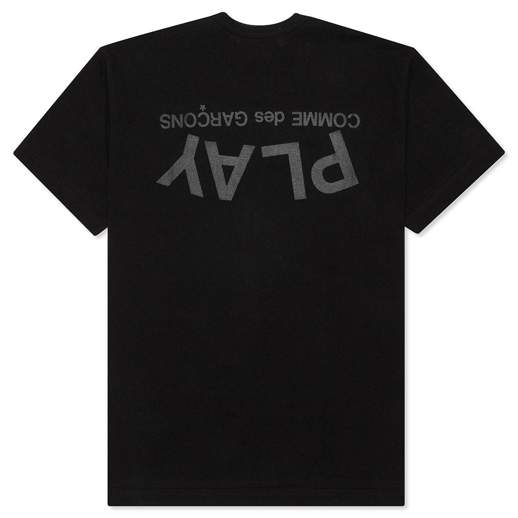 Comme des garcons play inverted text logo outlet tee