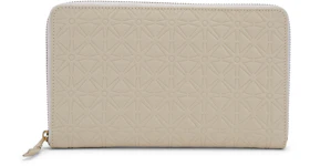 Comme des Garcons SA100EA Wallet Classic Embossed A Off-White