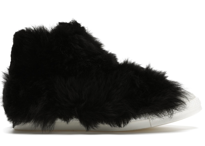 black fur converse