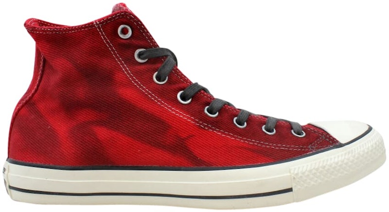 Converse casino hot sale red