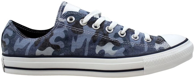 athletic navy converse