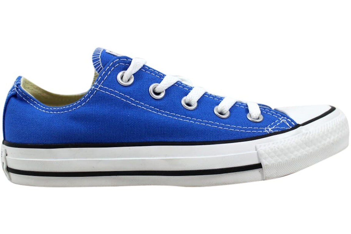 Click to view more detailed imagery on our partner's website Pre-owned Converse Chuck Taylor Ox Light Sapphire