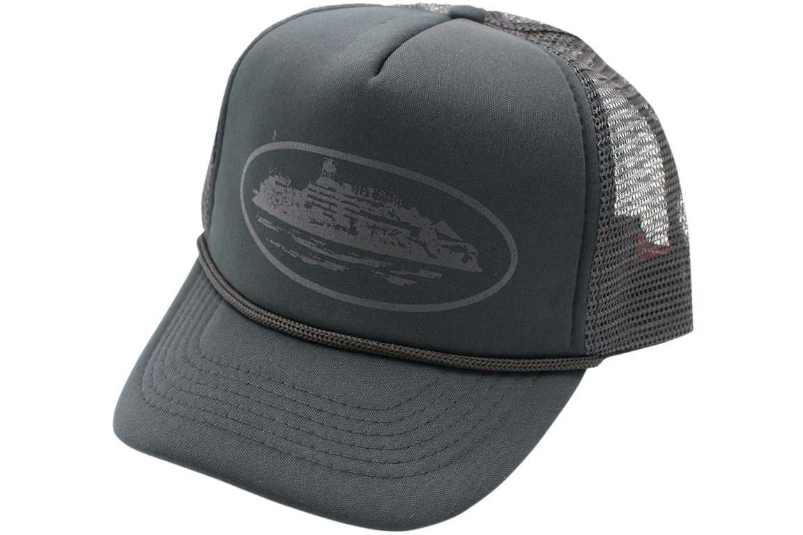 Corteiz Alcatraz Trucker Hat Triple Black