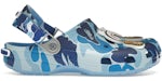 Sabot Crocs classique A Bathing Ape ABC camouflage bleu