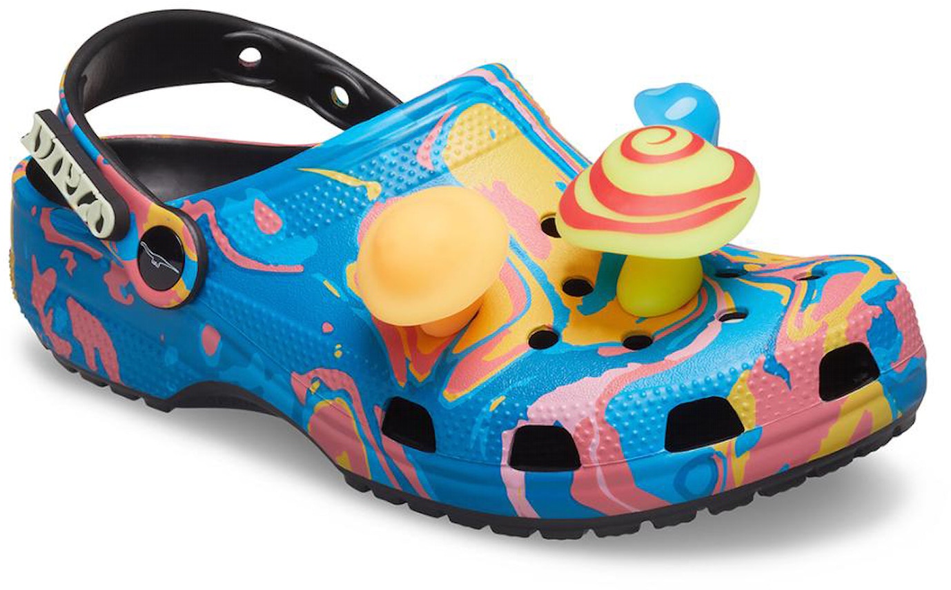 Crocs Classic Clog Diplo Take a Walk on the Weird Side - Sneakers