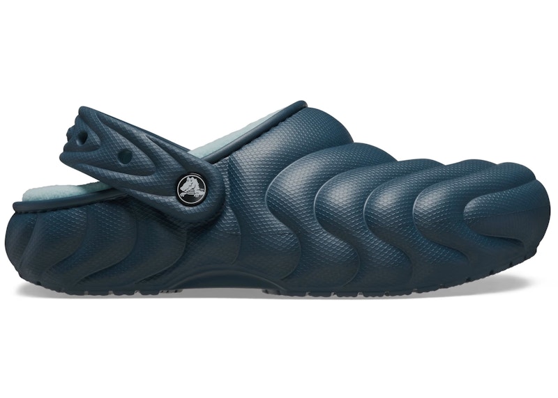 ■CROCS■ Classic Lined Overpuff Clog Nightfall 21005948I 21 Classic Lined Overpuff Clog - Crocs