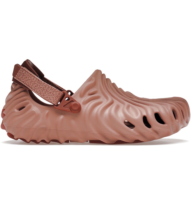 Sabot Crocs Pollex Clog de Salehe Bembury coloris saumon Homme