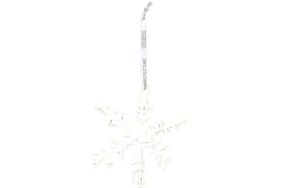 Daniel Arsham x Selfridges Exclusive Snowflake Ornament White