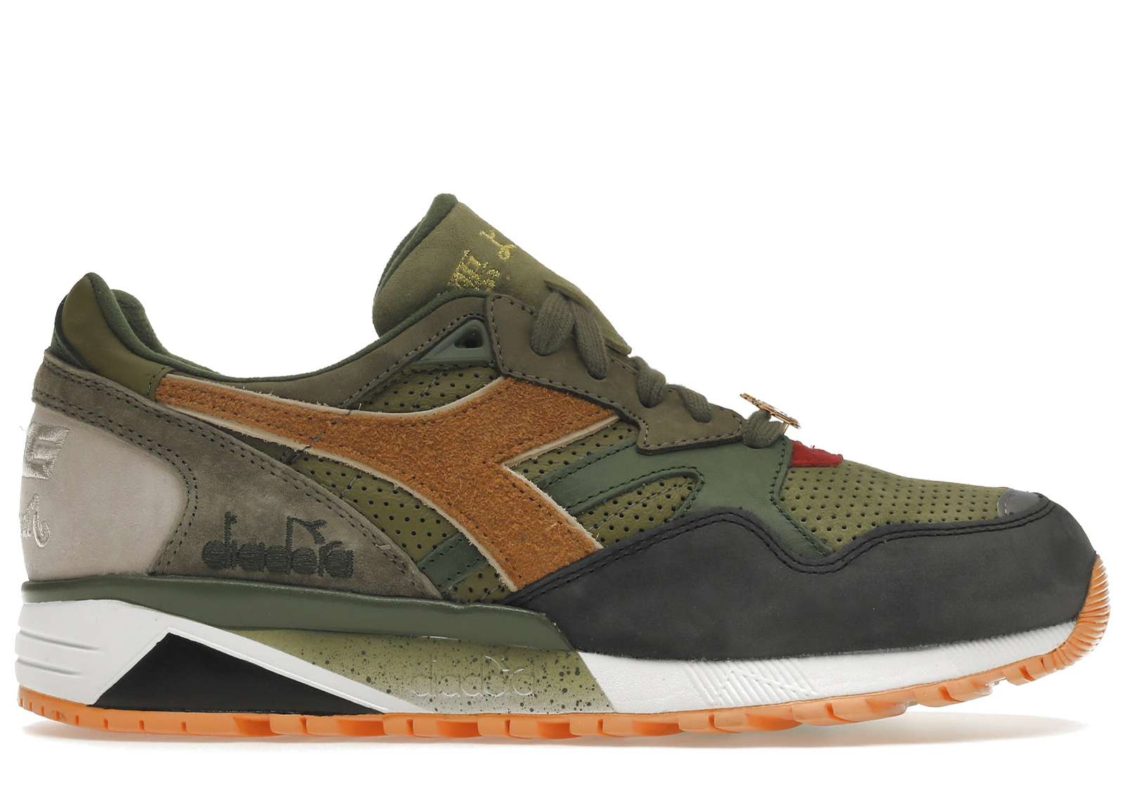 Diadora N9002 24 Kilates x mita sneakers x Mighty Crown Respect Over Hate