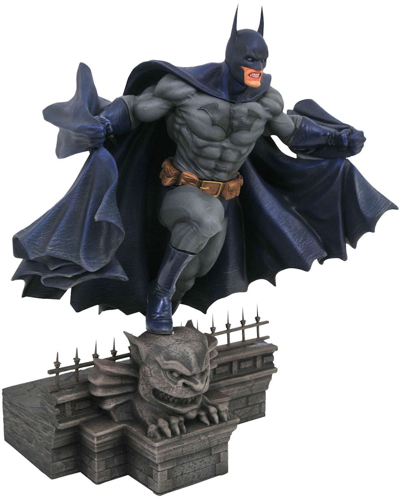 Diamond Select Toys DC Gallery Batman Modern Version Collectible