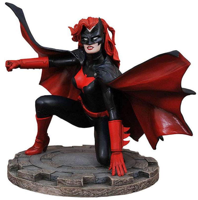 diamond select batwoman