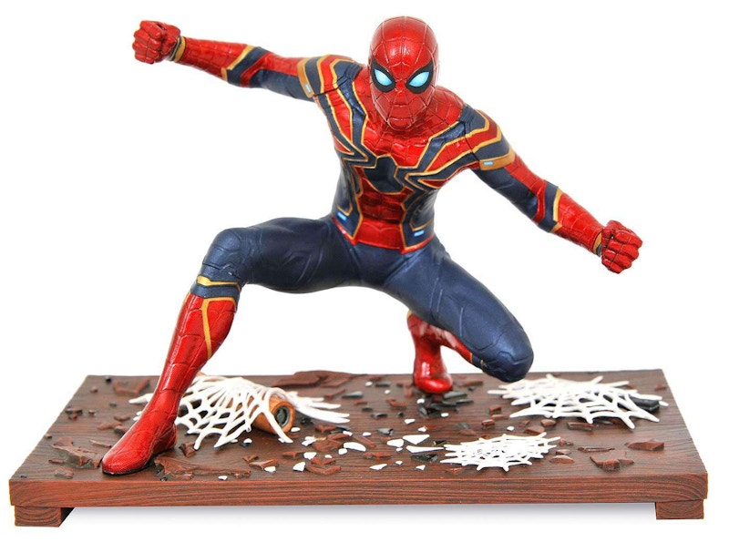 Diamond Select Toys Marvel Gallery Spider-Man Disney Store Exclusive PVC  Figure Statue