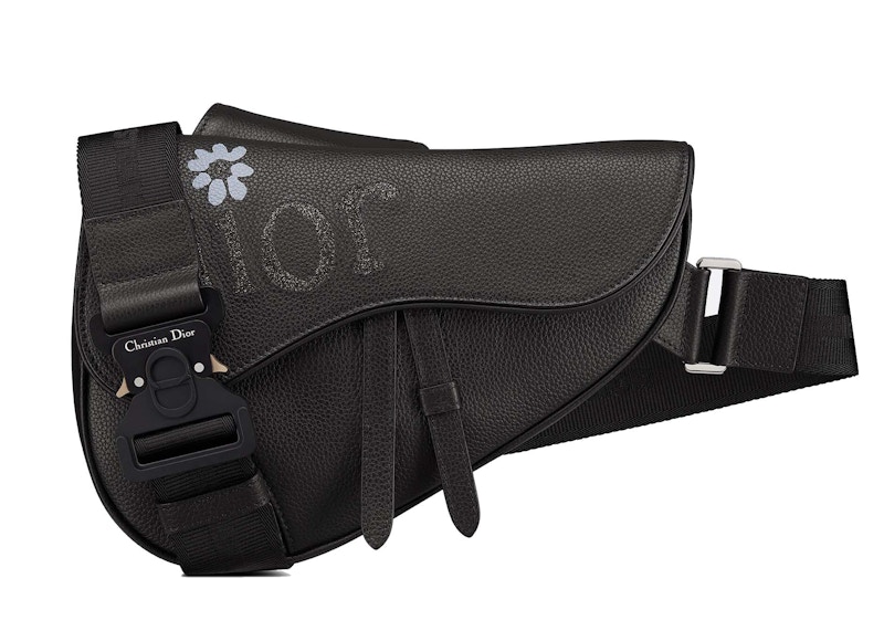 Dior x kaws outlet pouch saddle in black