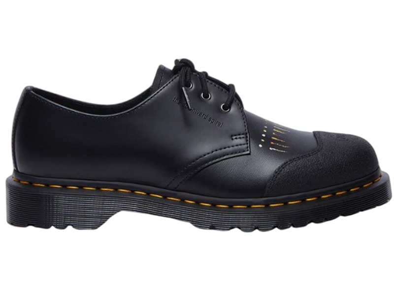 Dr martens 3 hole fashion