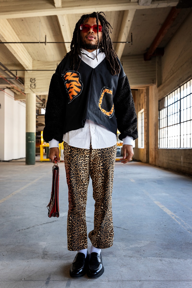 DropX™ Exclusive: HBO Max’s The Hype x Alexzander Preppy Pullover Black ...