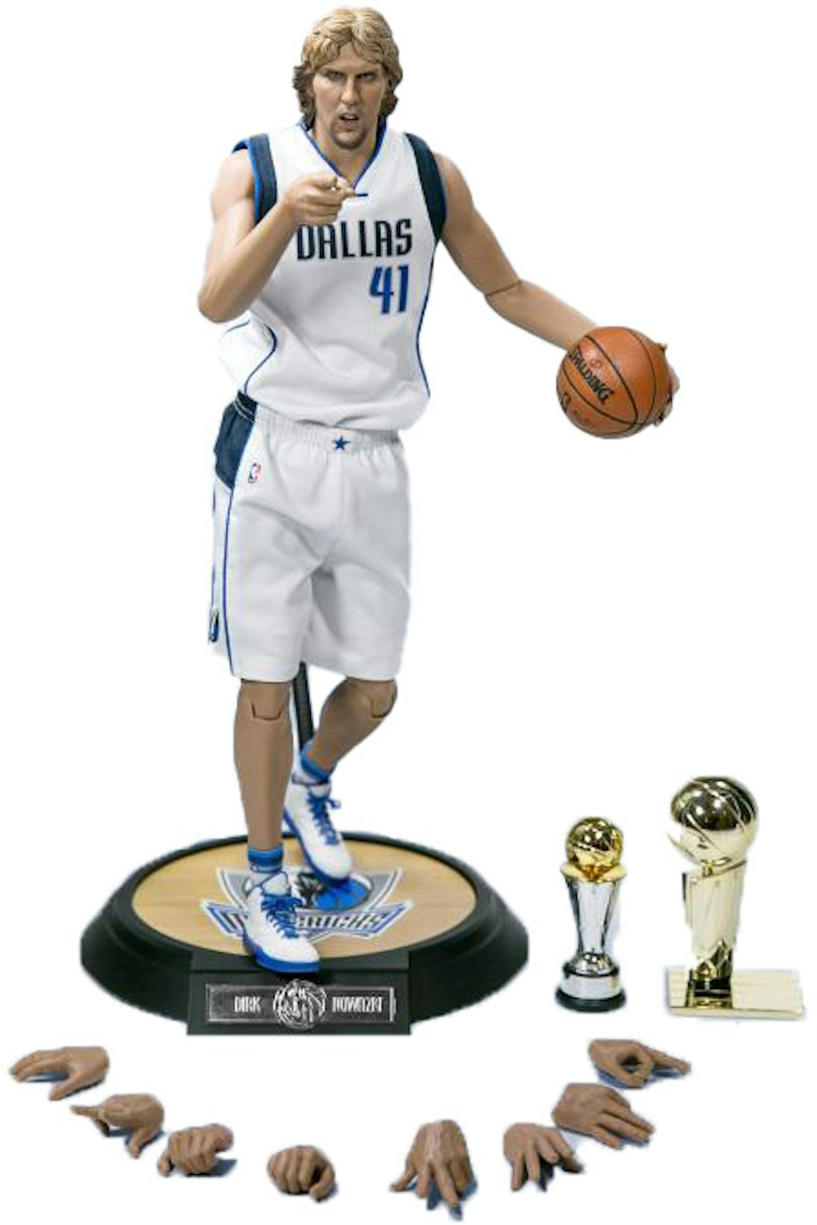 NBA Dallas Mavericks Luka Doncic Real Masterpiece 1:6 Scale Action Figure