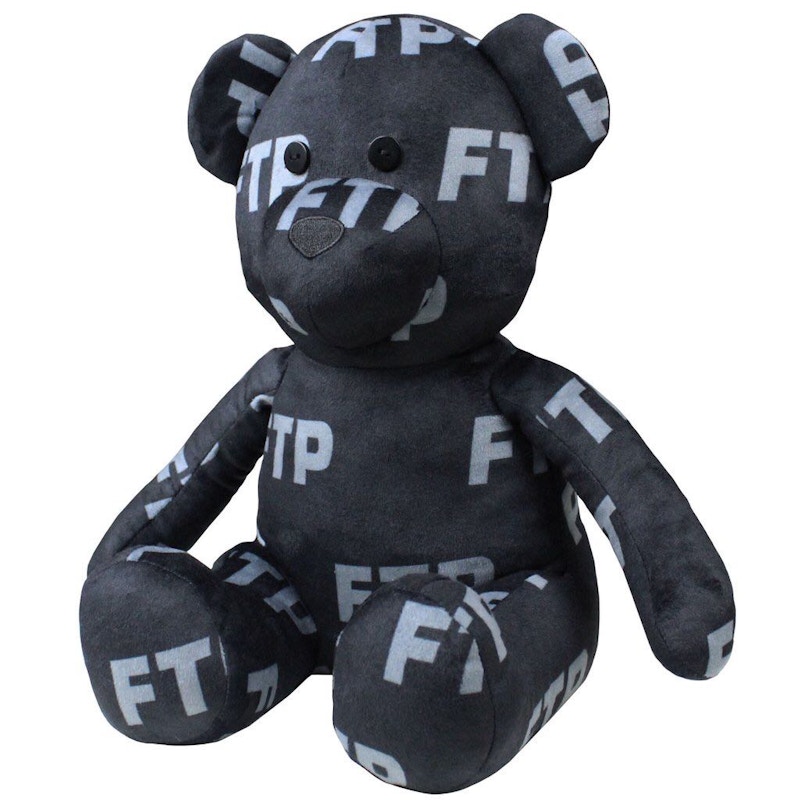 激レア　FTP BEAR PLUSH 激レア FTP BEAR PLUSH - メルカリ