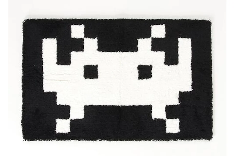 Fabrick Space Invaders Design D Rug - US