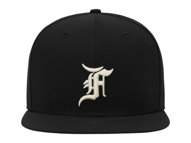 Pre-owned Fear Of God Men's Chicago White Sox 59fifty Cap In Black